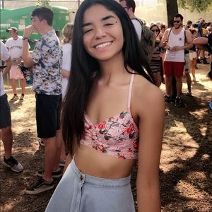 Meet your Posher, Brisa